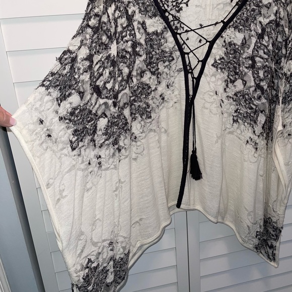 Free People top - Picture 3 of 4